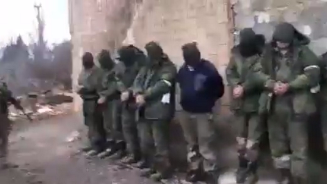 Учителя, слесари, шахтеры. Пленные в зоне ООС рассказали, что из мобилизовали в ОРДЛО