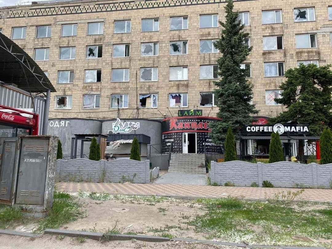Ситуация тяжелая. Российские войска продвигаются в центр Северодонецка