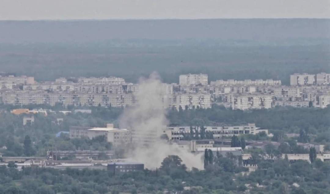 Гайдай заявил, что украинские военные вышли из Лисичанска без потерь
