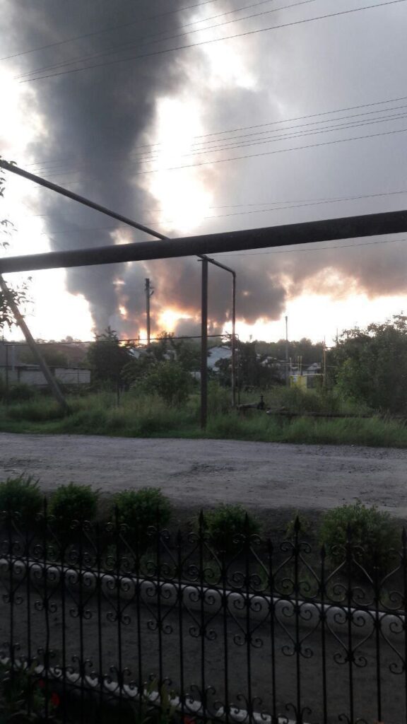 В Сватово горел склад с боеприпасами. “ЛНР” винит во всем украинскую сторону