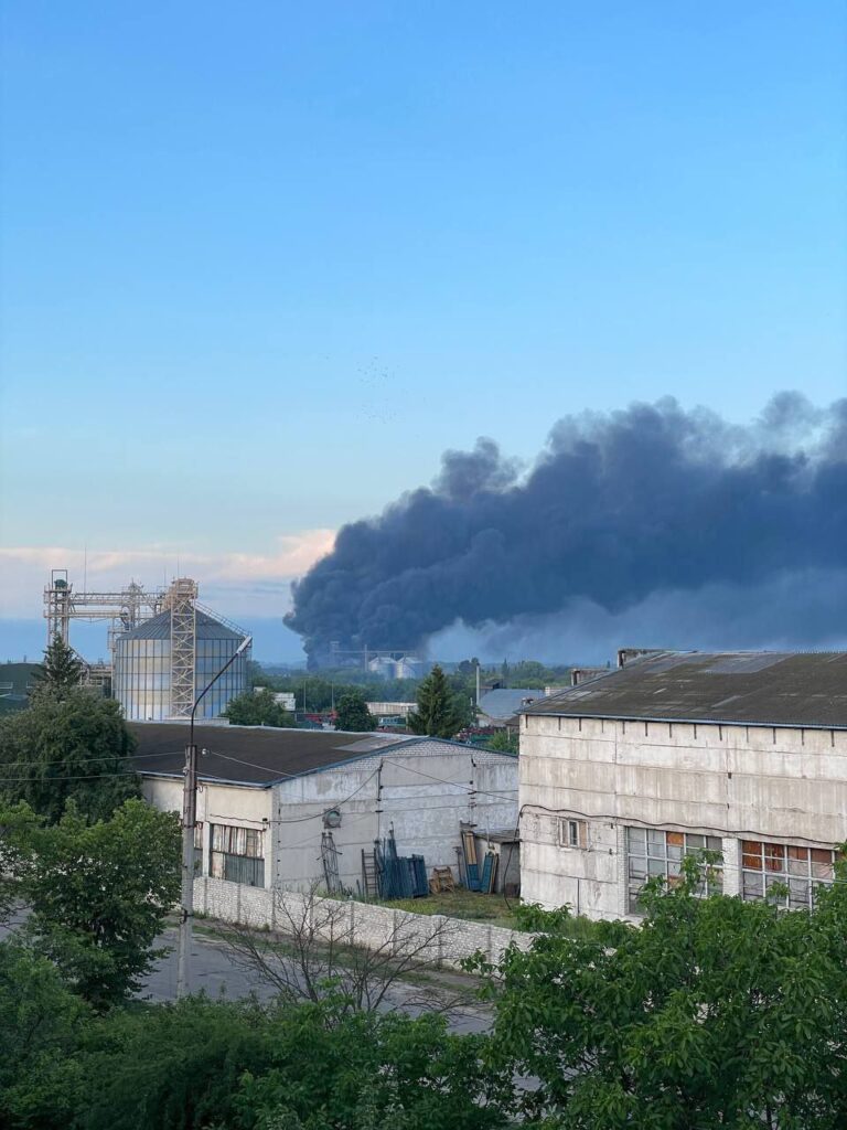 В Сватово горел склад с боеприпасами. “ЛНР” винит во всем украинскую сторону