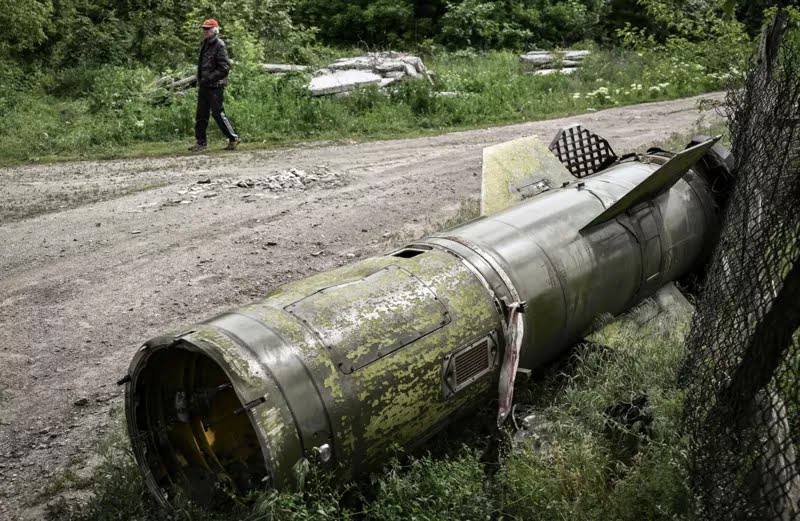 Украинские военные оттеснили россиян с части Северодонецка, — Гайдай