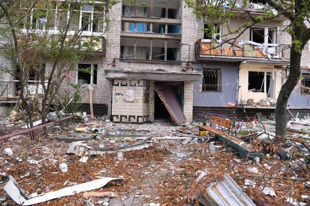 Лисичанск забрасывают противопехотными минами “лягушками”, – Гайдай