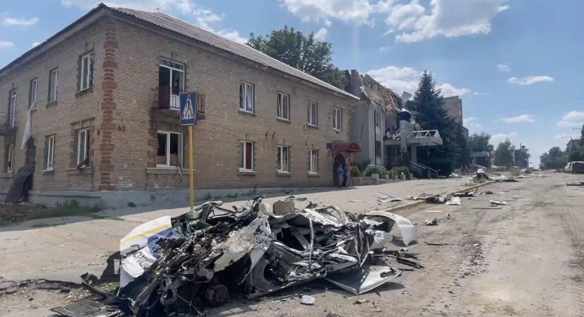 На оккупированных территориях россияне устанавливают свои порядки и ищут семьи военных