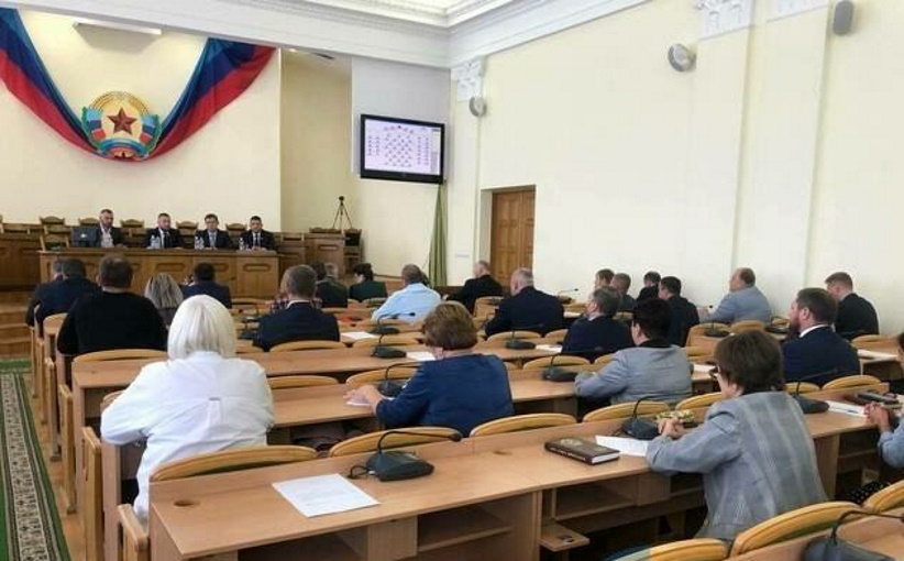 В “ЛНР” спішно проголосували за “закон про референдум”