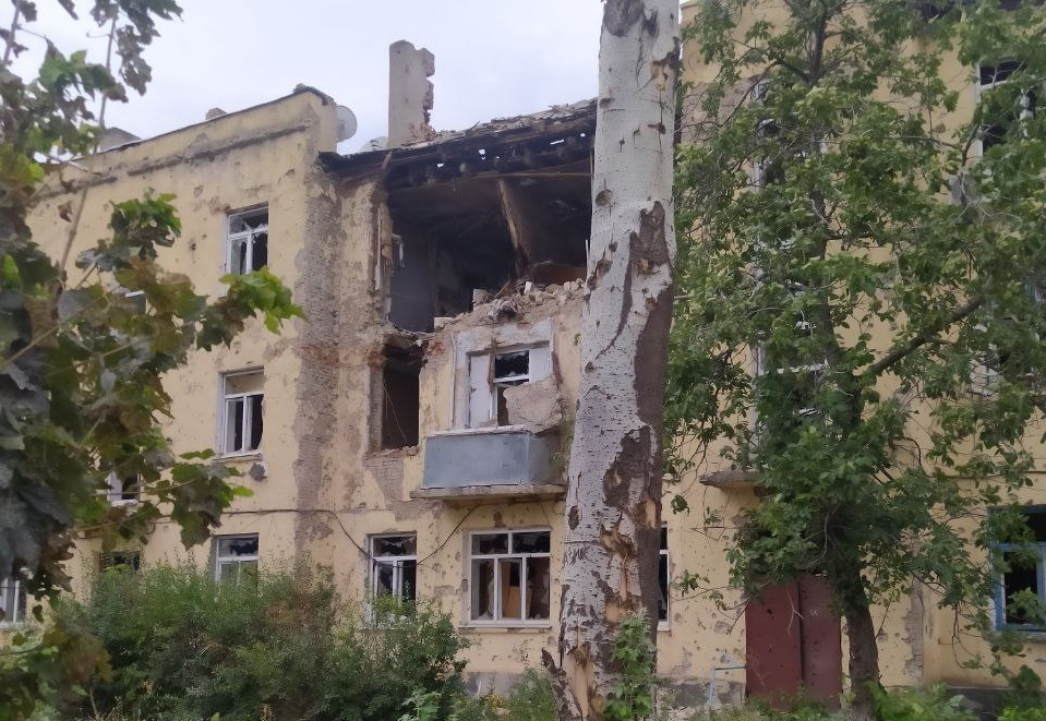 Окупанти не знають, що робити із зруйнованою Попасною