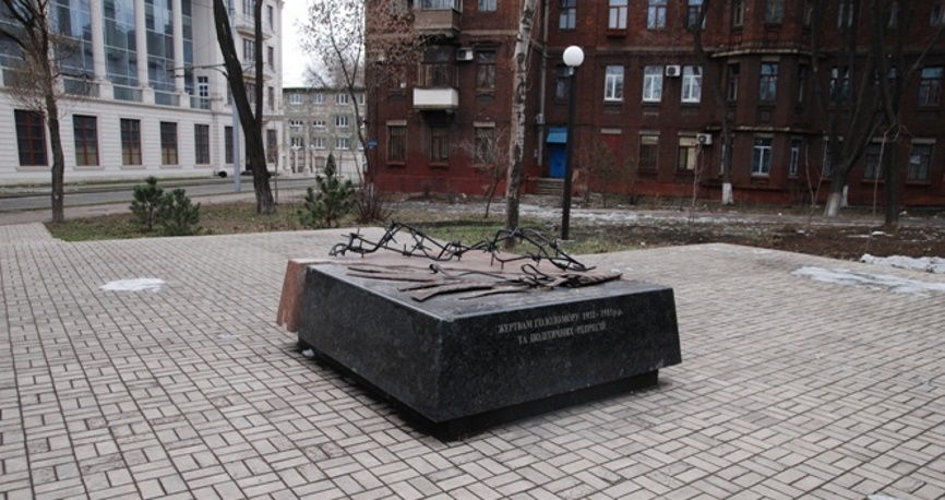 “ДНР” планують знести близько 20 пам’ятників