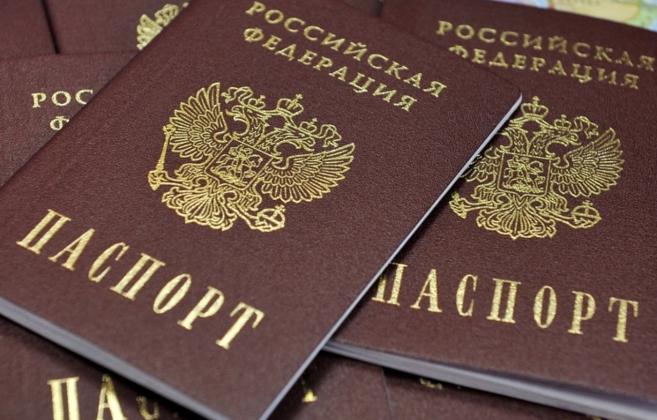Росіяни шукають приводи, щоб відбирати українські документи у жителів окупованих територій, — ЦНС