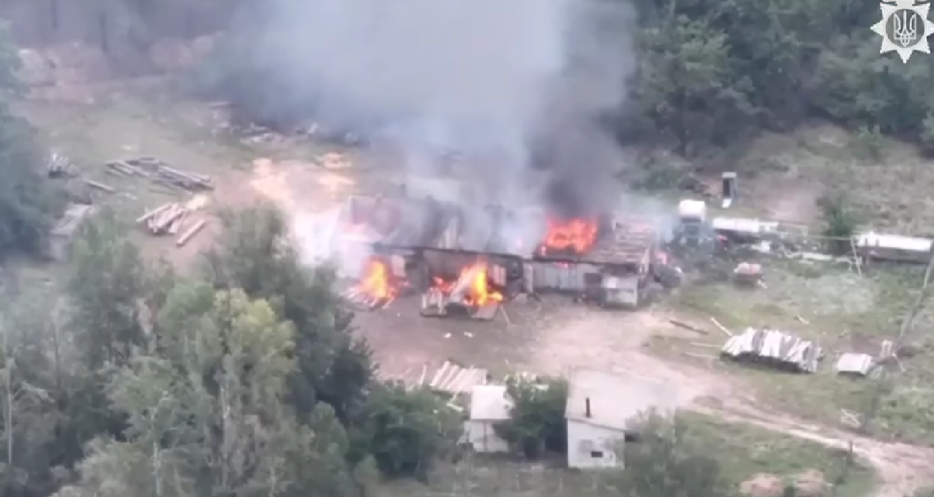В Луганській області стало на один склад з ворожими боєприпасами менше