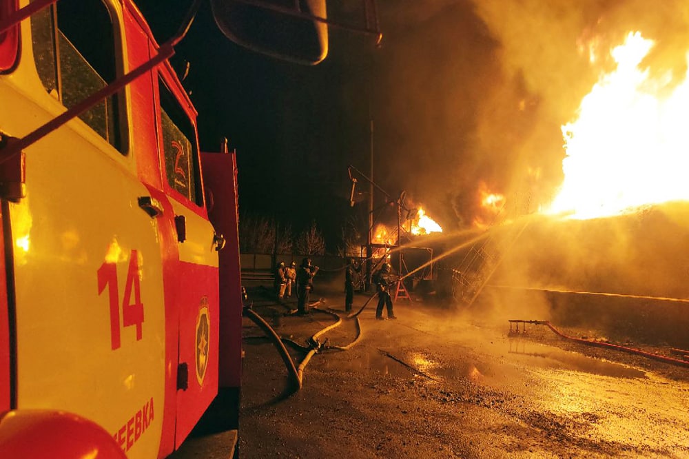 В окупованій Макіївці загорілися цистерни з паливом окупантів