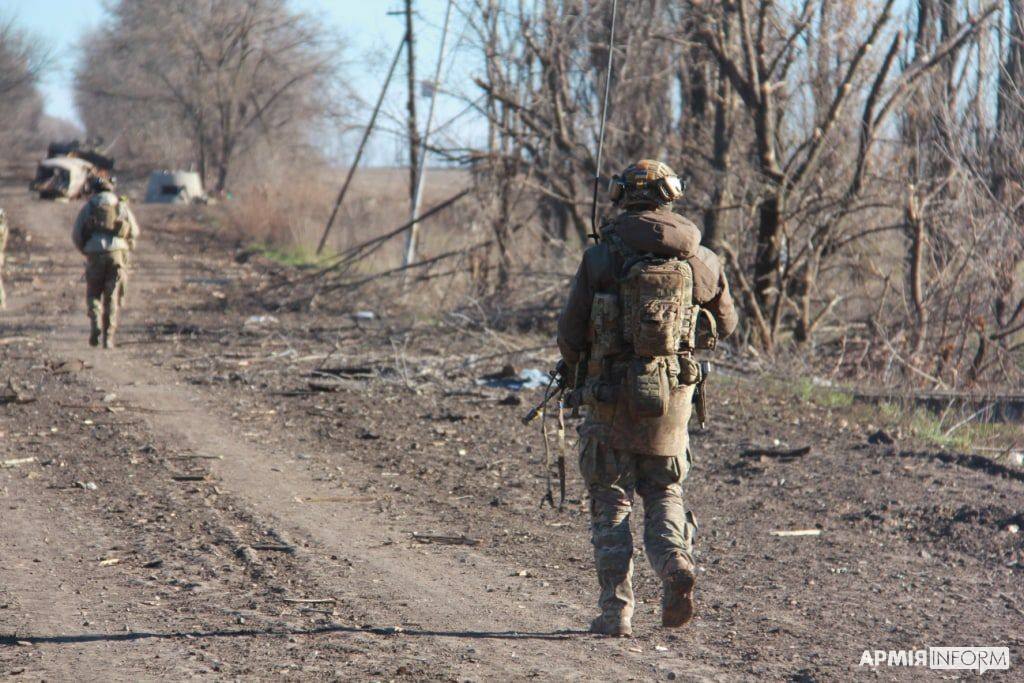 Лінія фронту наближається до Сватового та Кремінної, — Гайдай