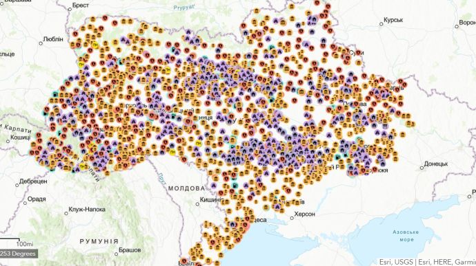Зарядити телефон та випити чаю. Де знаходяться Пункти Незламності