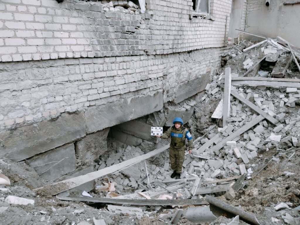 В “ЛНР” показали наслідки обстрілу в Лантратівці Луганської області
