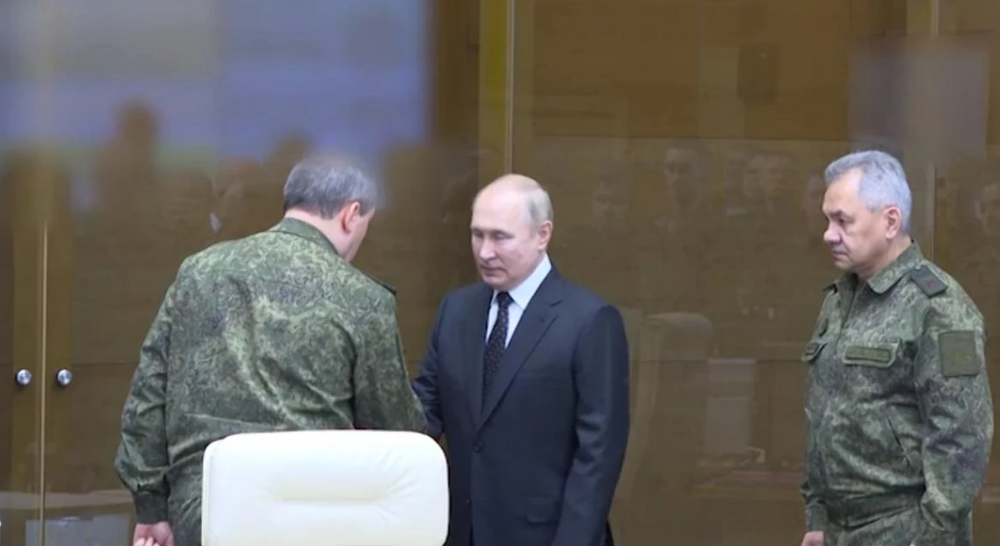 Пєсков заявив, що Путін нібито відвідав зону “спецоперації”. Де диктатор побував насправді