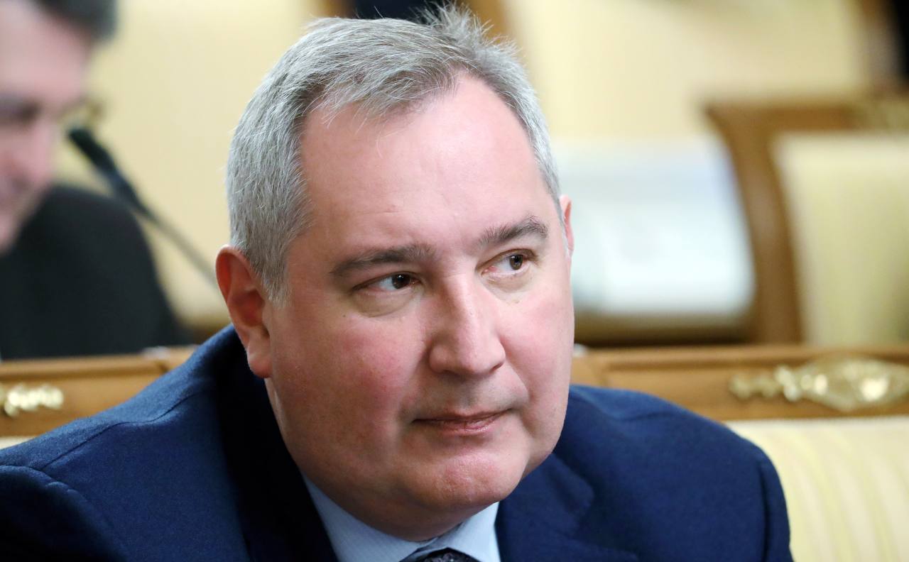 В Донецькому ресторані “Шеш-Беш” пролунав вибух. Колишній голова “Роскосмосу” Рогозін отримав поранення сідниць