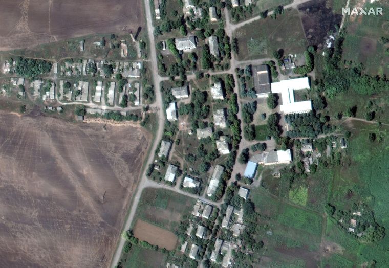 Maxar на супутникових знімках порівняв, як виглядають зруйновані Соледар і Бахмут