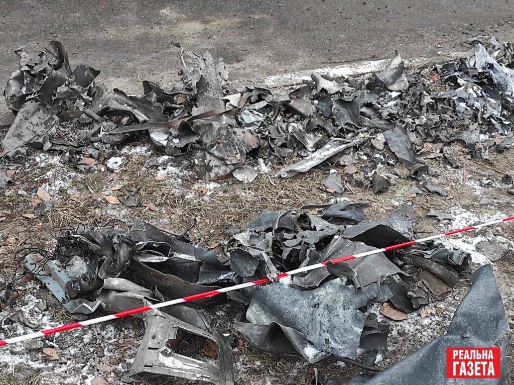 Ракетна атака на Дніпро. Що відбувається на місці злочину РФ на другий день. Репортаж з місця подій