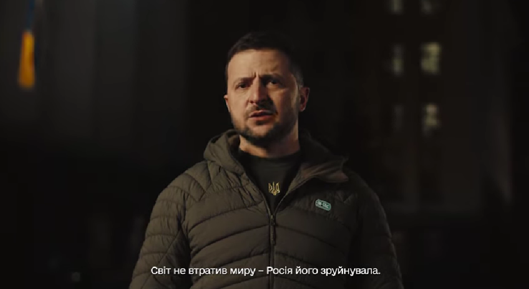 Молимося, що буде Кремінна і Сватове. Що Зеленський говорив про Донбас у новорічному відеозверненні