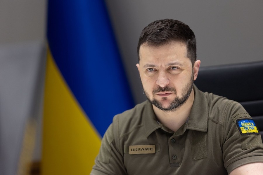 Зеленський пояснив, чому ЗСУ продовжують оборону Бахмута