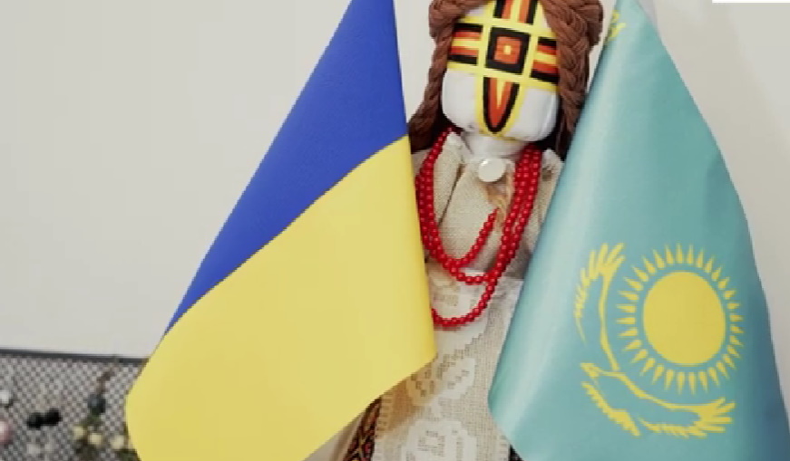 450 тонн допомоги: як працюють казахстанські волонтери для України