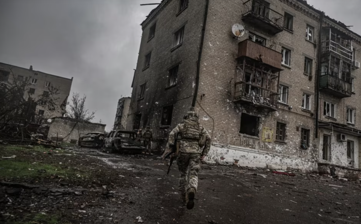 До і після приходу Росії. Міста, зруйновані окупантами, показали на супутникових знімках