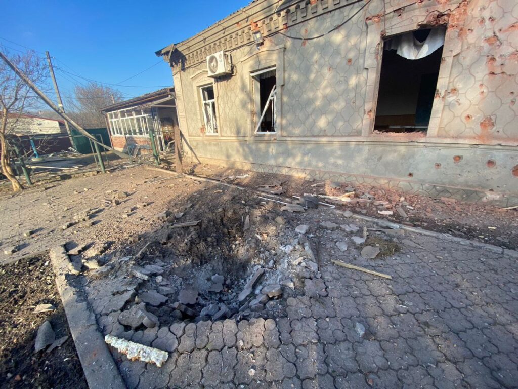 Місцева влада показала наслідки удару по школі в Краматорську