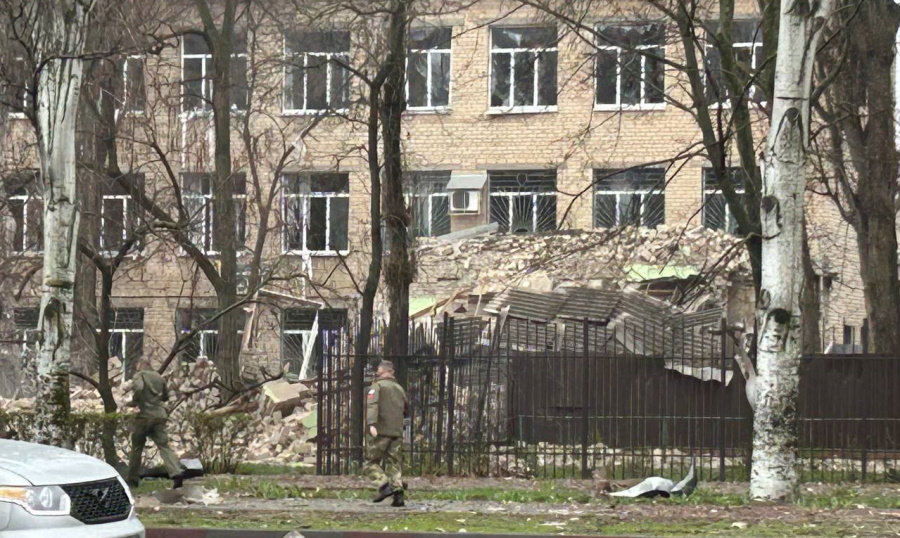 В Мелітополі в будівлі, яку захопили окупанти, стався вибух, — мер міста