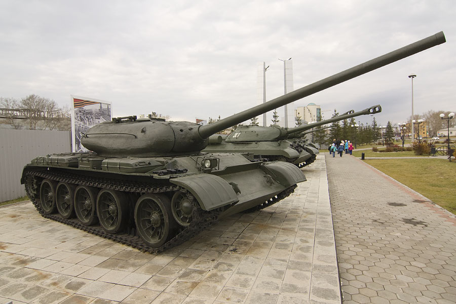 В Росії розконсервовують танки Т-54, які старші за Путіна