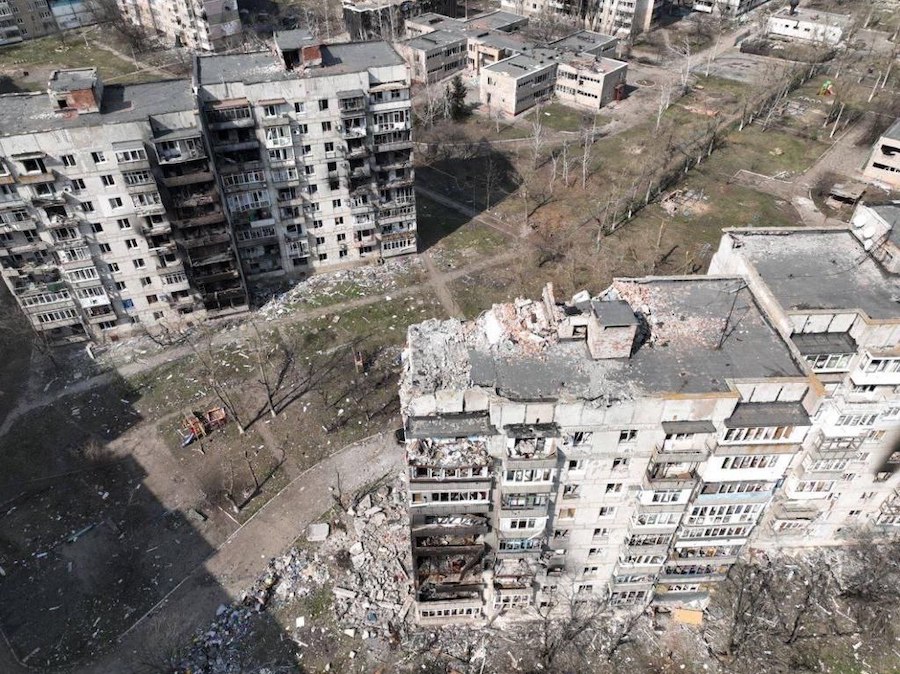 Зруйнований, але не зломлений. У Донецькій ОВА показали, який зараз вигляд має Вугледар