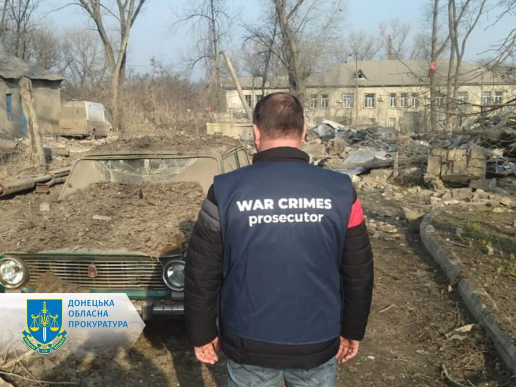 Окупанти вдарили ракетами по Костянтинівці. Зруйновано “пункт незламності”, є загиблі