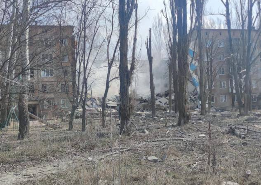 Окупанти завдали ракетного удару по Авдіївці. Знищено два багатоквартирні будинки