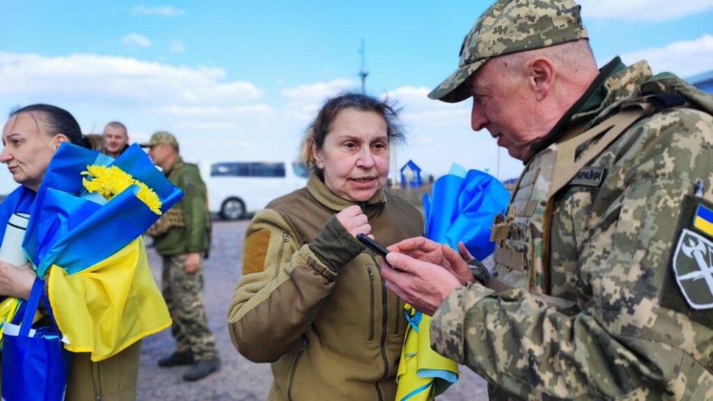 Україна повернула з полону 100 своїх записників та захисниць