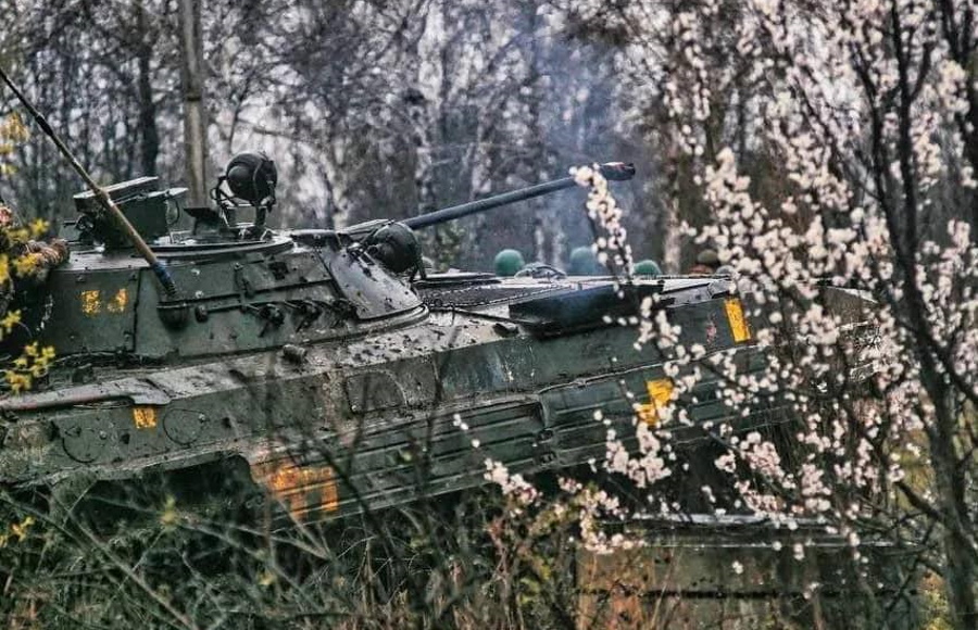Українські воїни знищили на луганському напрямку БМП загарбників