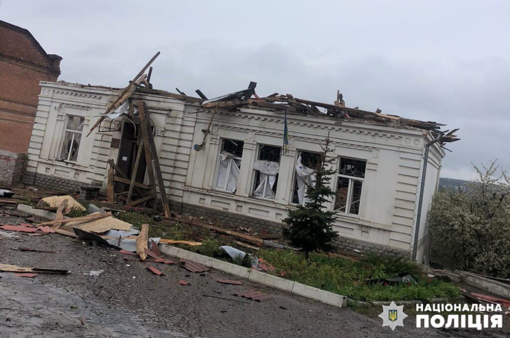Окупанти завдали ракетного удару по Куп’янську Харківської області. Одна людина загинула, ще 10 — дістали поранення