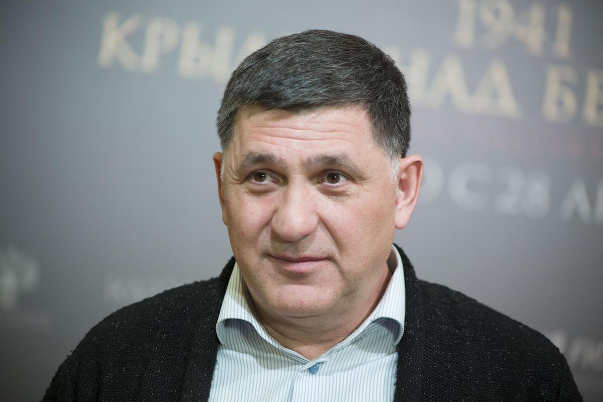 У Донецьку окупанти встановили меморіал російському акторові Пускепалісу. Він загинув у ДТП, коли віз окупантам авто та гуманітарку