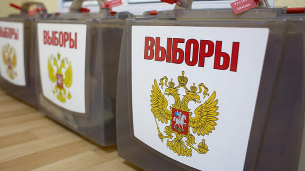 Росіяни в Луганську імітують політичне життя та опублікували список партій, допущених до “виборів”