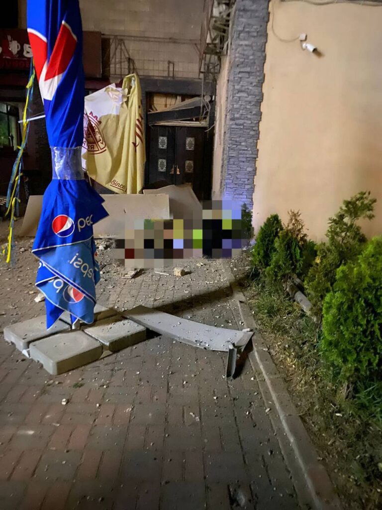 В Києві показали наслідки нічної атаки дронами-камікадзе