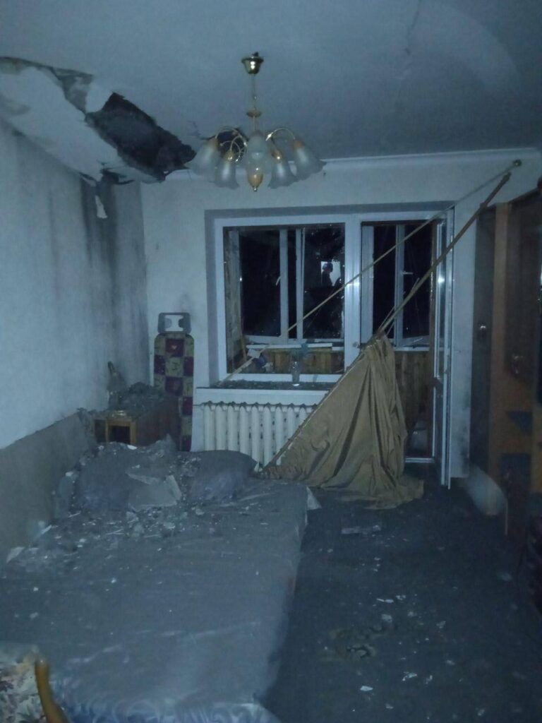 В Києві показали наслідки нічної атаки дронами-камікадзе
