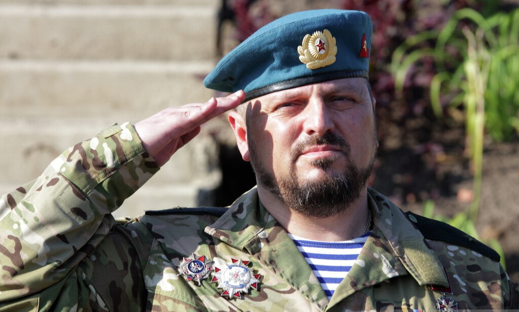 Під час вибуху в луганському барбершопі був поранений голова “МВД ЛНР” Ігор Корнет