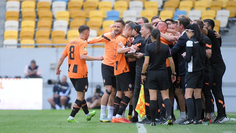 &#8220;Шахтар&#8221; достроково став чемпіоном України. У &#8220;Зорі&#8221; ще є шанси на срібло