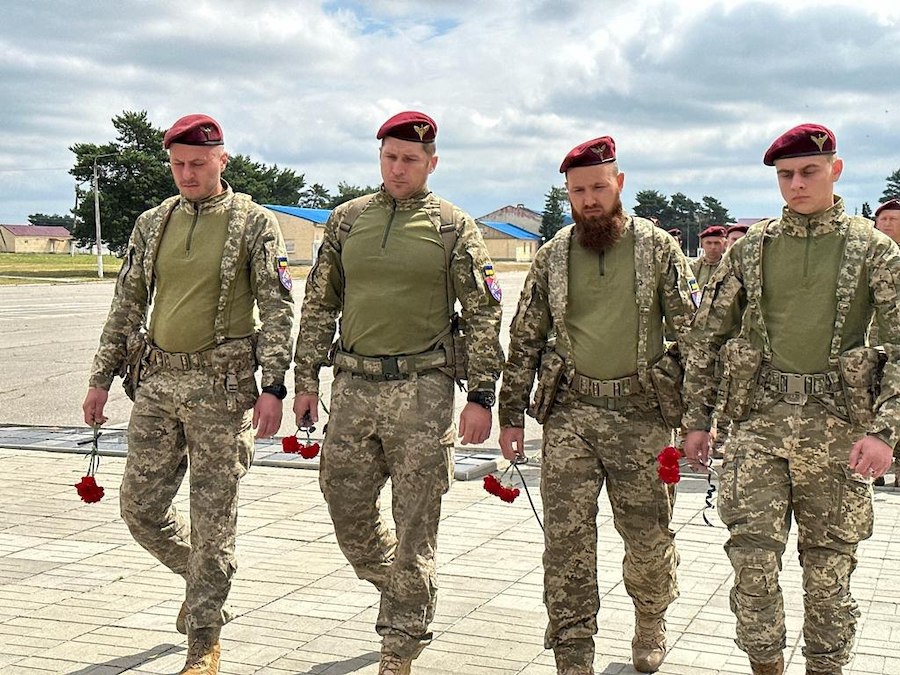 Сьогодні річниця катастрофи літака Іл-76, який бойовики “ЛНР” збили над аеропортом Луганська