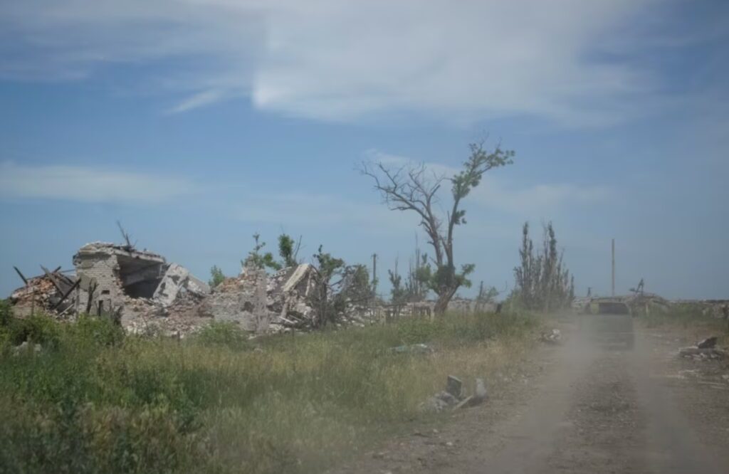 Опубліковані перші кадри з села Нескучне на Донеччині, яке недавно звільнили українські військові