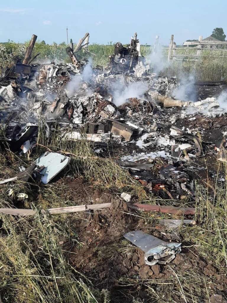 В Росії показали збитий російський вертоліт