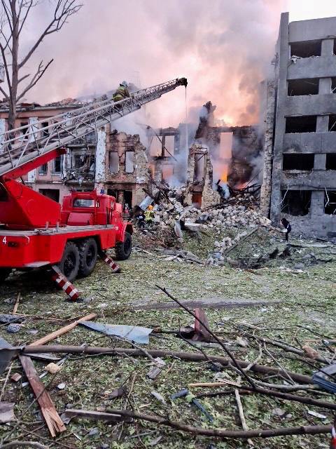 В Миколаєві показали наслідки ворожої атаки