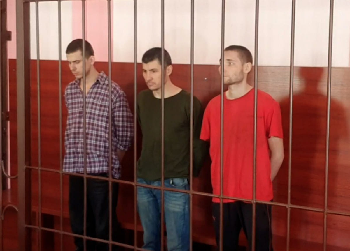Окупанти засудили до 20 років колонії трьох бійців полку &#8220;Азов&#8221;