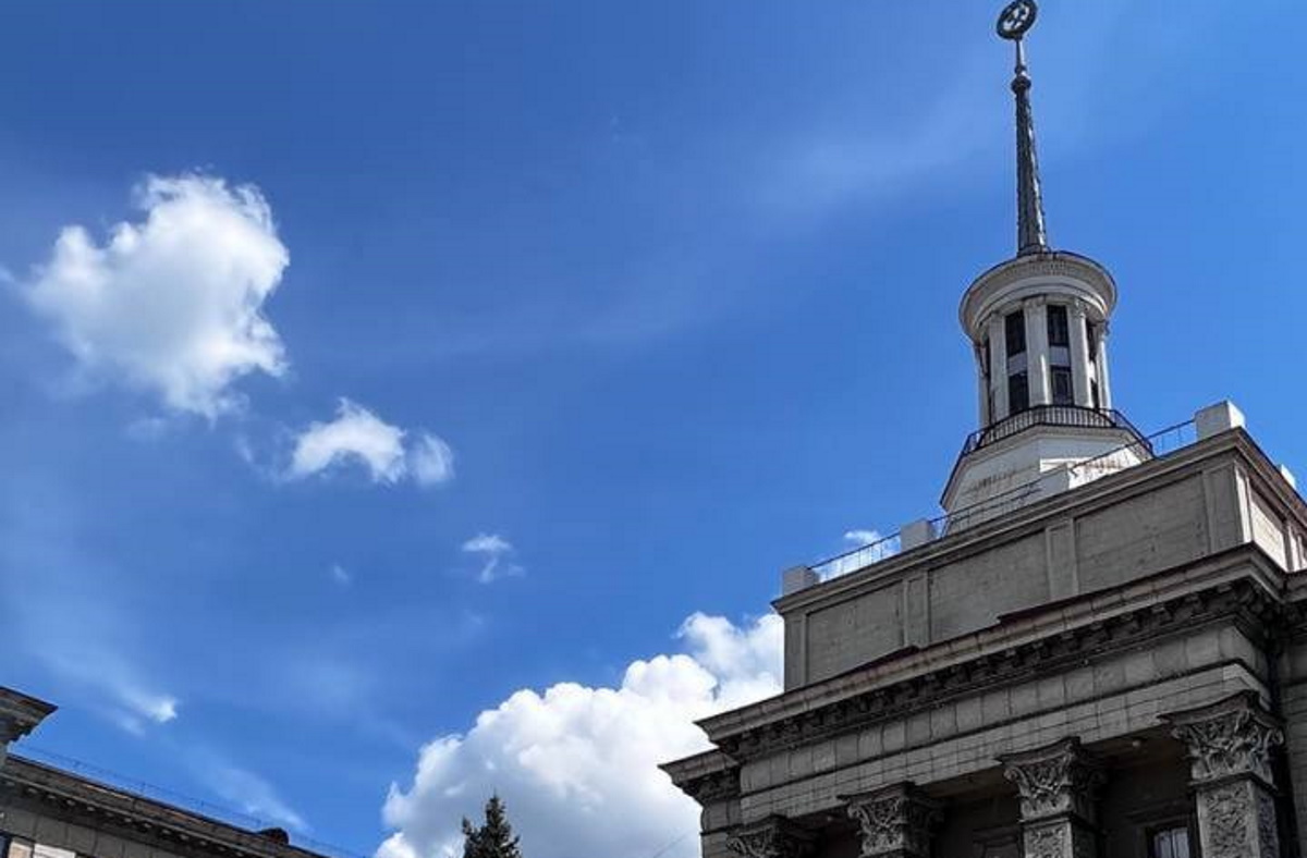 “Чиновників” з групування “ЛНР” змушують проходити курси підвищення кваліфікації власним коштом