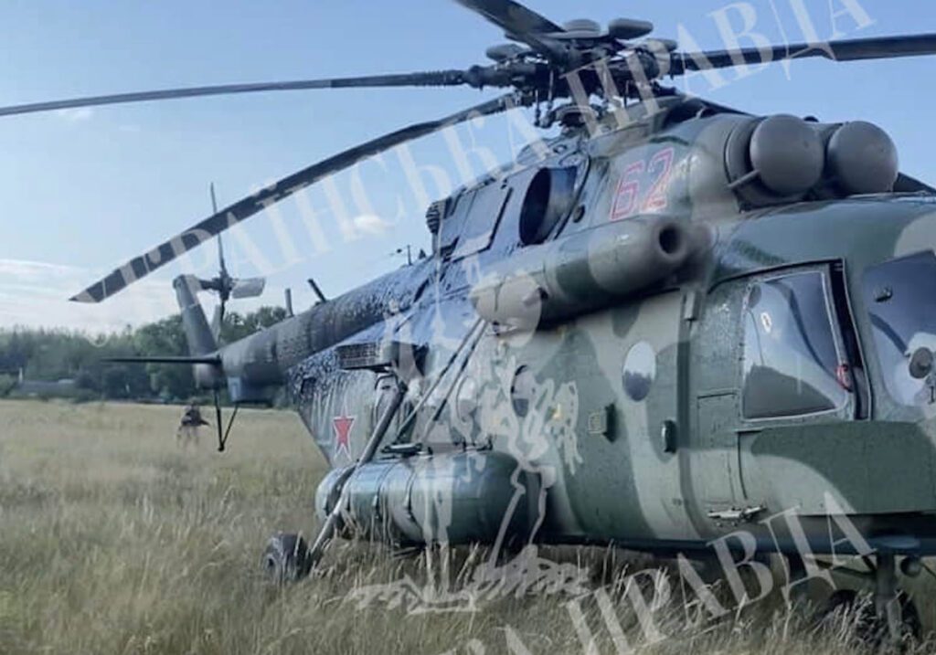 Російський пілот таємно доставив в Україну гелікоптер і деталі до винищувачів. Операцію провело ГУР