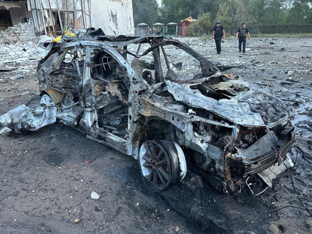 В Запоріжжі показали наслідки влучання російської ракети
