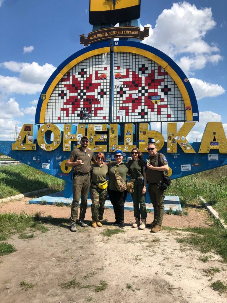 Допомагати стало складніше: чому українським волонтерам стає важче працювати на перемогу