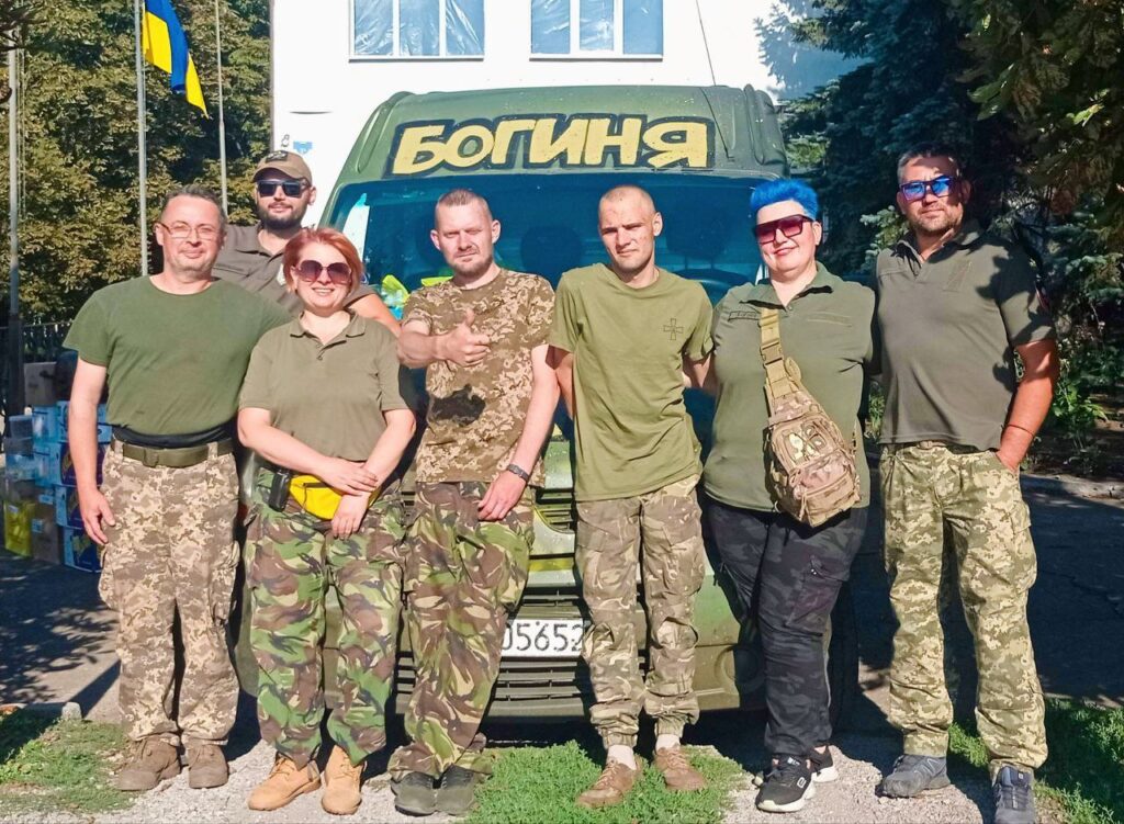 Допомагати стало складніше: чому українським волонтерам стає важче працювати на перемогу